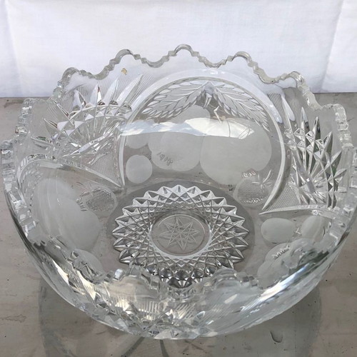 Tagié crystal fruit bowl used with fruit decoration