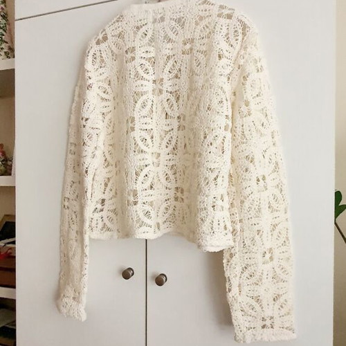 Cardigan new, 92% cotton, with handmade flowers, size L, white