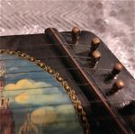 παλιό ρωσικό μουσικό όργανο zither