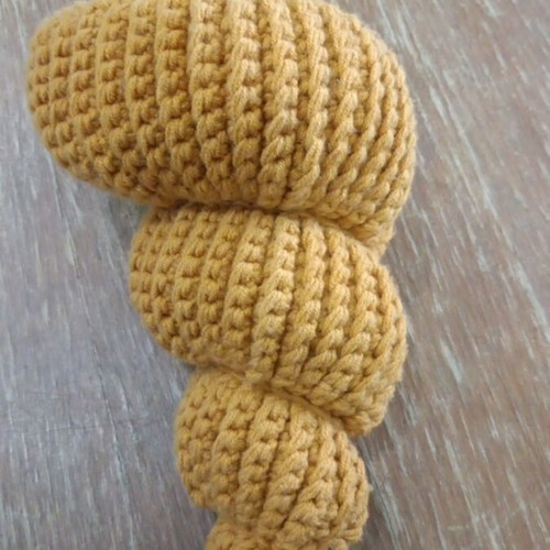 Crochet Seashell new without tags