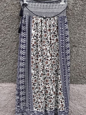Boho Maxi Skirt Zara Trafaluc like new, patchwork floral blue and brown