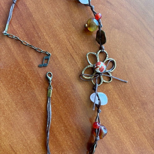 Handmade necklace like new