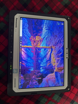 Panasonic Toughbook CF-33 Tablet 12" used with 2 batteries and charger
