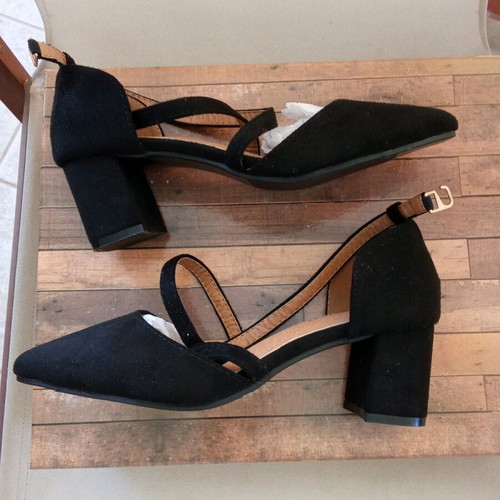 Suede heels with laces like new, size 36-36.5, black