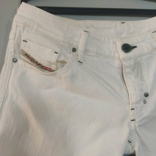 Diesel white straight-leg jean like new, size 29