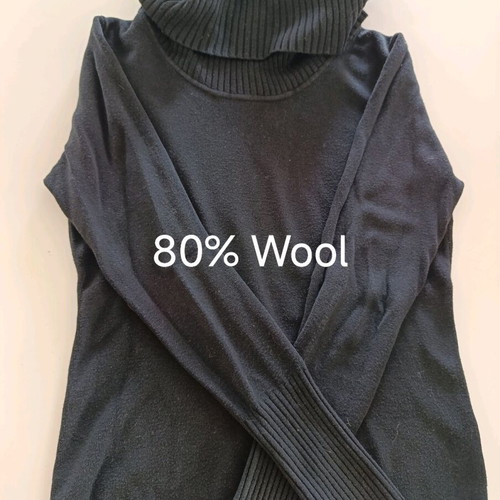 Black women's wool turtleneck sweater like new, sizes S and M