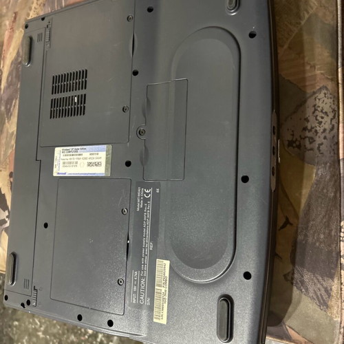 Packard Bell laptop MIT-WEA01 used for parts without charger
