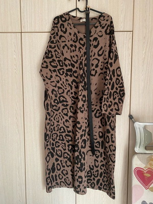Fouterenio dress like new with pockets and belt, Actius, black brown