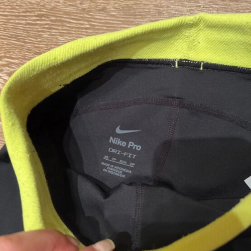 Nike leggings black with yellow waistband, size XS