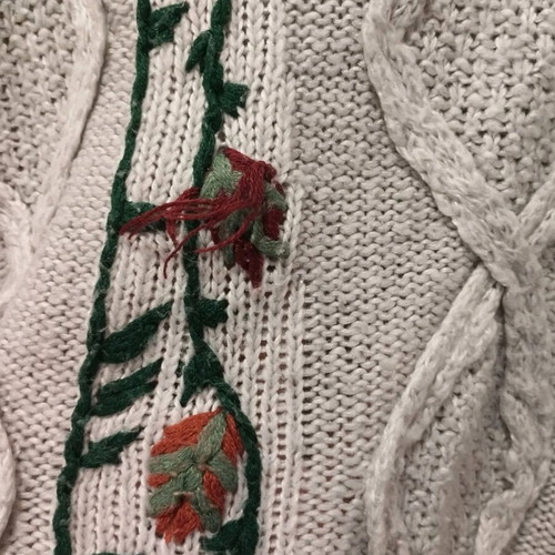 Pull & Bear knitted sweater used with embroidered flowers, size M, off white