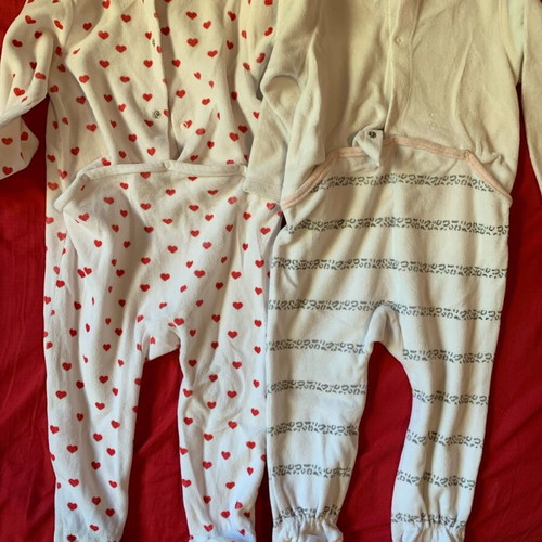 Velvet full-body rompers used, pack of 2 for 2-year-old girl