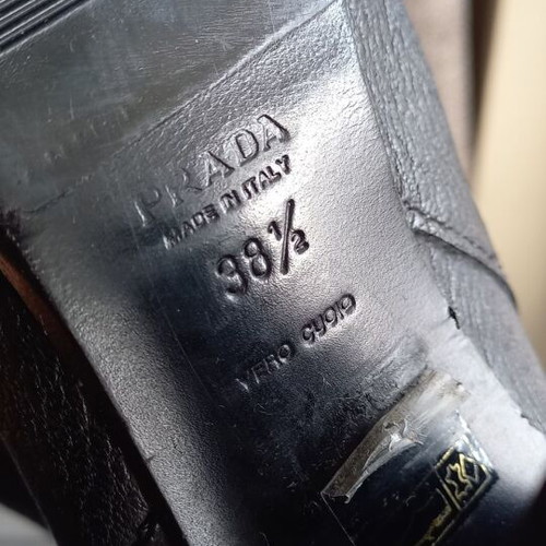 Prada boots black leather size 38.5 like new