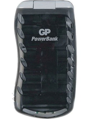GP Universal Ni-MH Battery Charger AA, AAA, C, D & 9V used