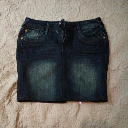 Mini denim skirt like new, size M, blue
