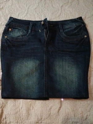 Mini denim skirt like new, size M, blue