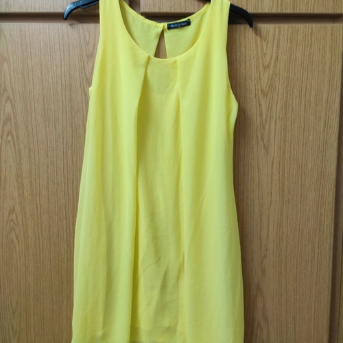 Short yellow dress like new, size S