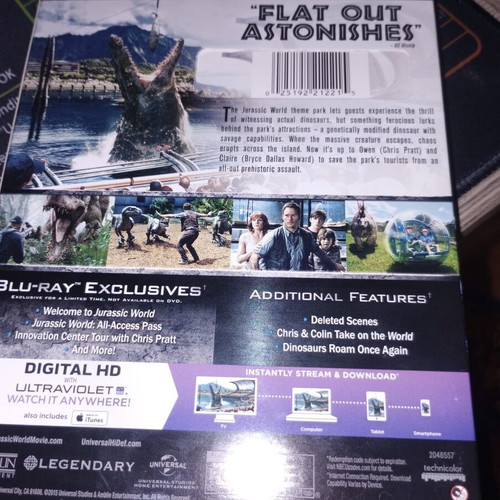 Jurassic World Blu-ray + DVD + Digital HD like new