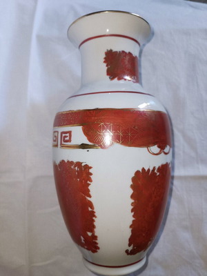Porcelain vase new, 28 cm height