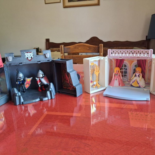Playmobil Take Along Play Boxes set: Knights castle & Princess palace, 2 pieces