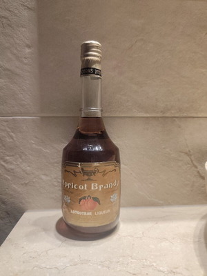 Vintage Apricot Brandy Lotsotras Liqueur sealed