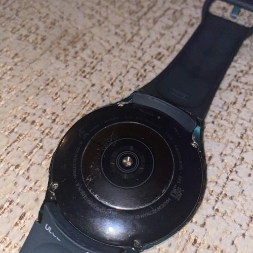 Samsung Galaxy Watch 4 used, good condition, fully functional