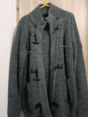 Knitted cardigan new, gray, size large