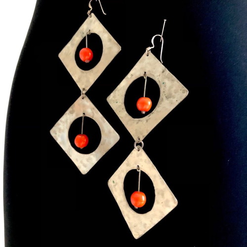 Silver earrings like new with orange stones, vintage 70s look