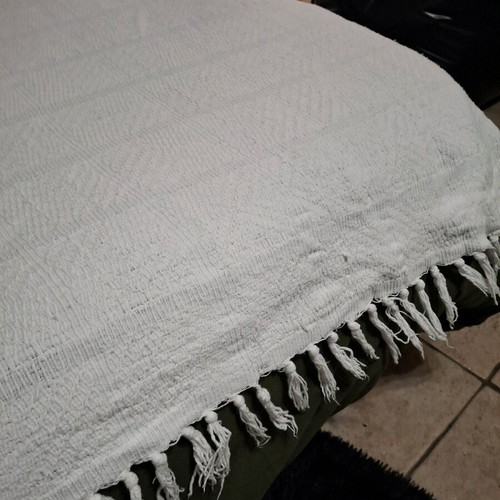 Handmade knitted throw like new 150×140