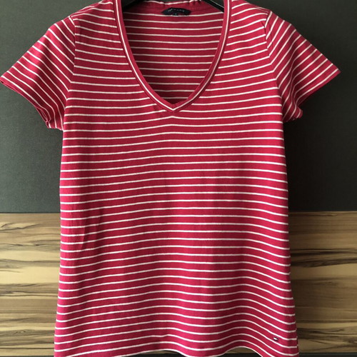 Tommy Hilfiger women's t-shirt used, size M, white and red