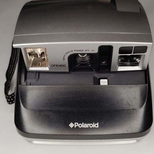 Polaroid One 600 Instant Film Camera used, no testing possible