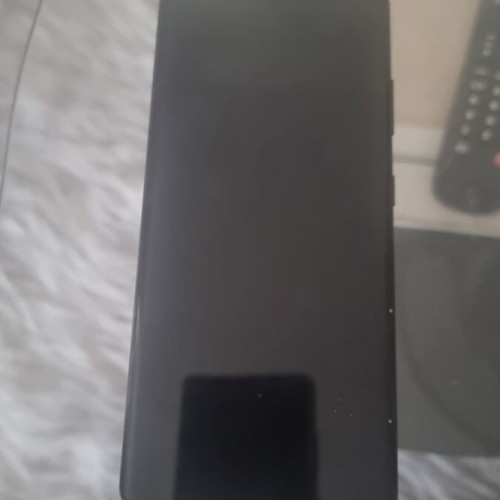 Samsung S21 Ultra screen with line and black spot, used
