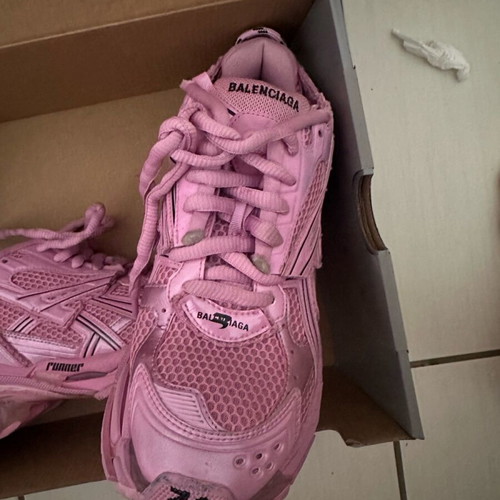 Balenciaga Runner size 39 like new