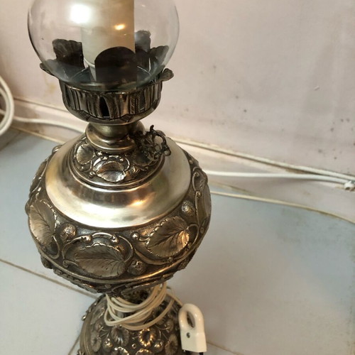 Silver table lamp like new