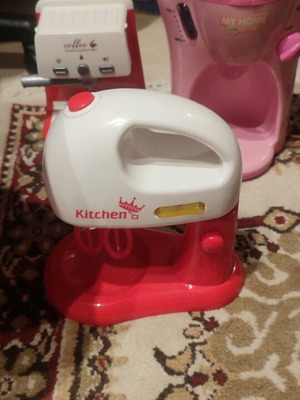 Mixer and coffee maker toys like new