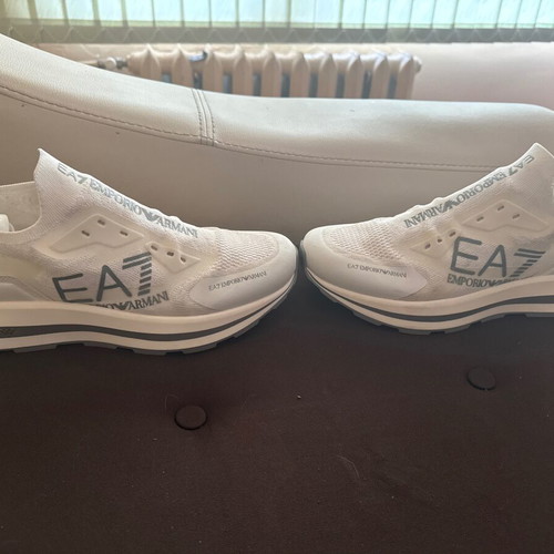 Emotion Armani EA7 shoes like new, size 44.5, white elegant