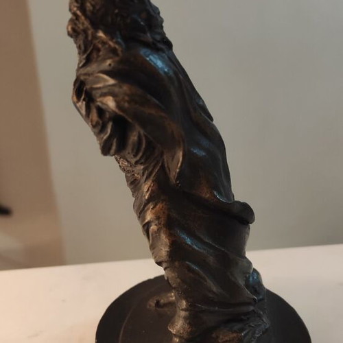 King Lear statue like new