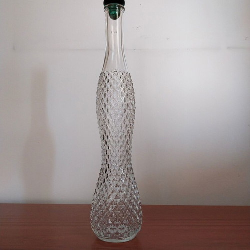 Vintage decanter 39 cm with 2 stoppers, elegant crystal style, like new