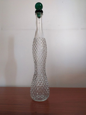 Vintage decanter 39 cm with 2 stoppers, elegant crystal style, like new