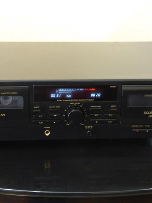 Διπλό κασετόφωνο JVC TD-W216 μεταχειρισμένο