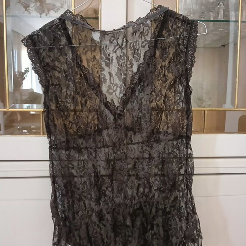 DKNY women's blouse small, like new, brown