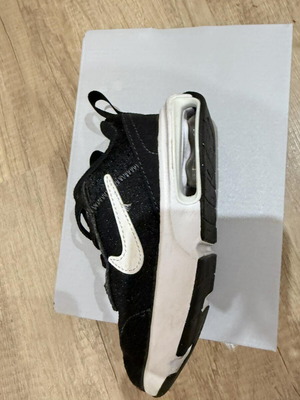 Nike Air Max βρεφικά αθλητικά παπούτσια σαν καινούργια, μέγεθος 23.5