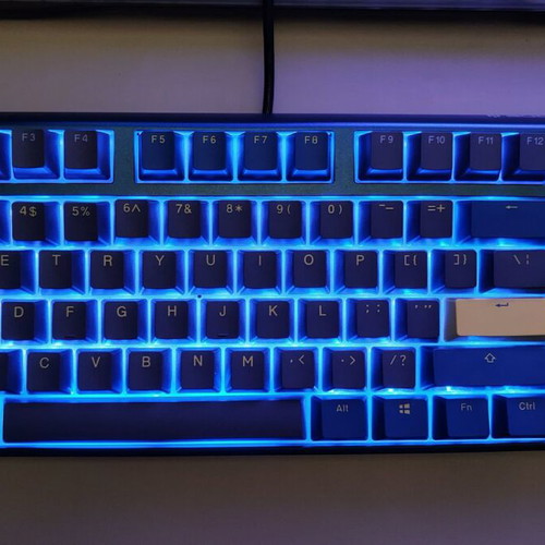 Ducky One 3 TKL Daybreak mechanical keyboard like new, Cherry MX silent red