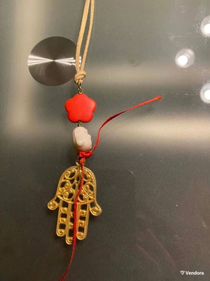 Hamsa Hand Necklace like new, Apefton