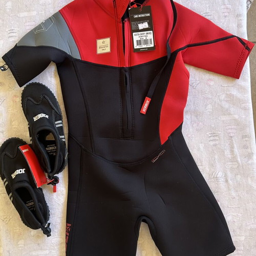 Jobe Kids' Water Sports Set new with neoprene shorty and aqua shoes
