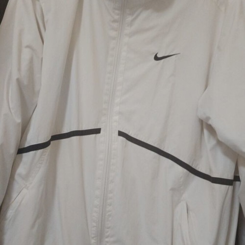 Nike jacket vintage like new, black and white, size L