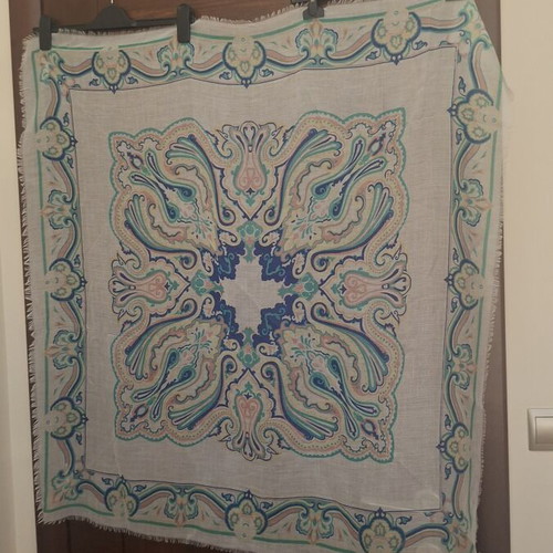 Square scarf like new, colorful, cotton, spring/summer