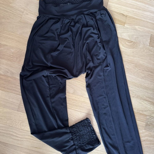 On Line harem pants women's size S like new, black