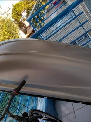 Βαλίτσα αυτοκινήτου μεταχειρισμένη 480 λίτρα με εύκολη τοποθέτηση