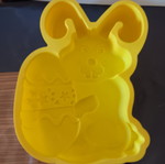 Silicone cake mold with Easter design like new