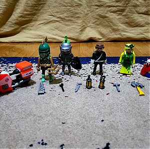 Πτώση τιμής! 5 φιγούρες Playmobil + μηχανή (μοτοσικλέτα) + διάφορα αξεσουάρ INCOMPLETE